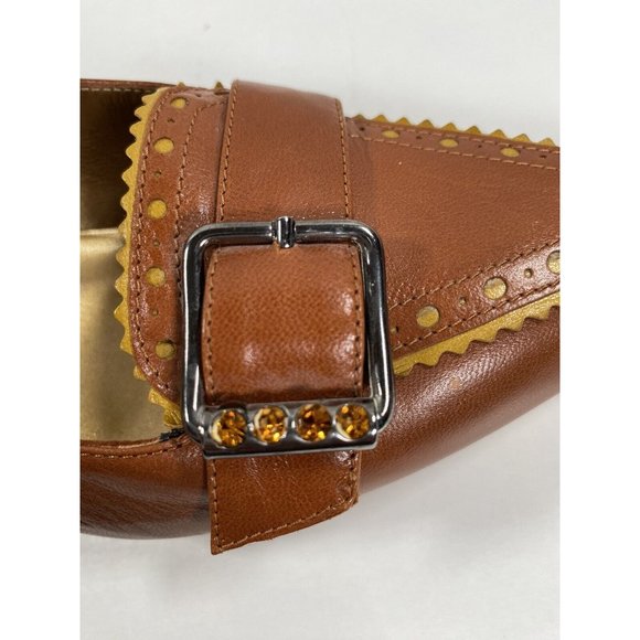 Elegant Brown Heels with Buckle Detail - Picture 5 of 6